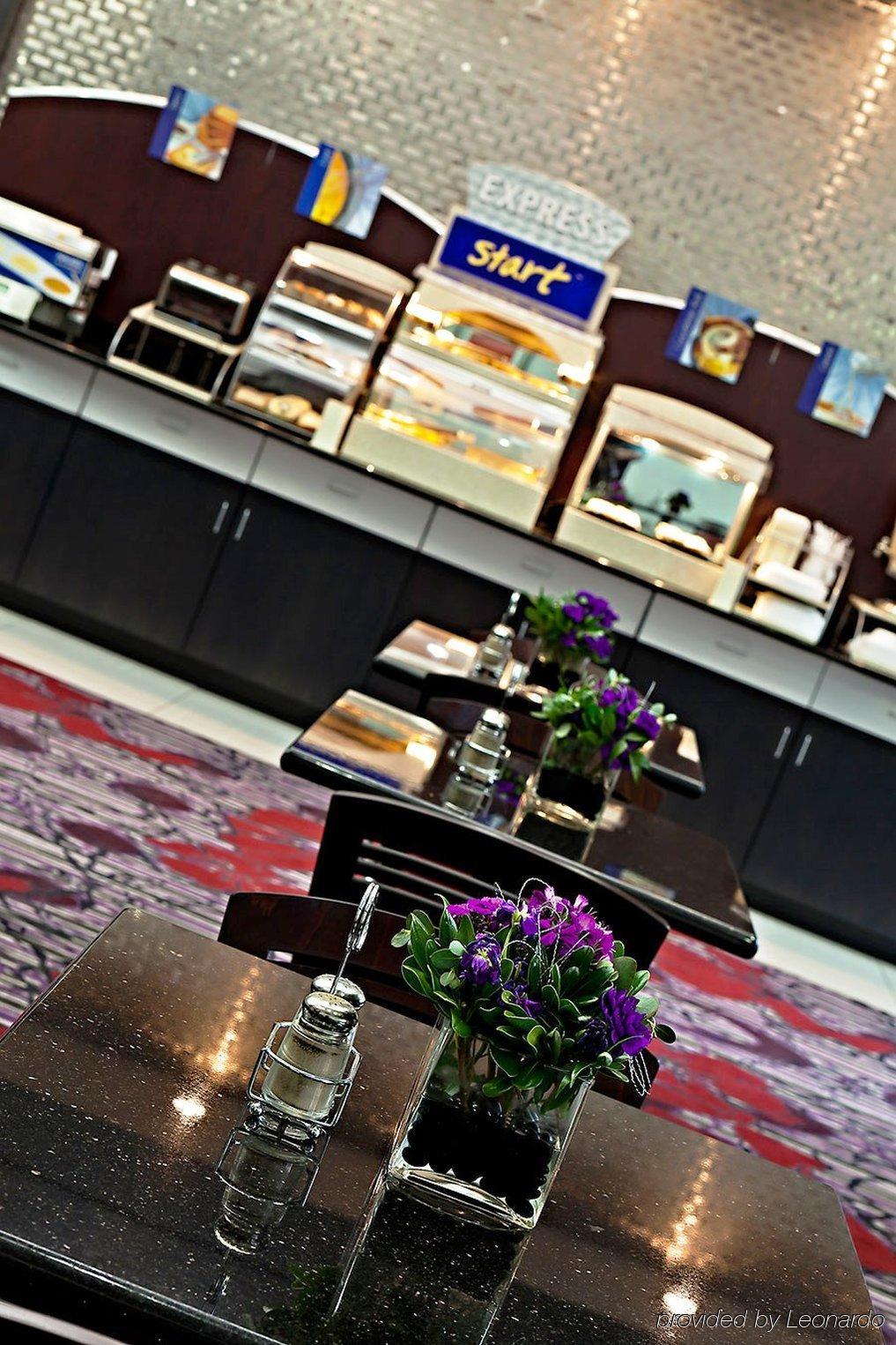 Holiday Inn Express & Suites Columbus - Polaris, An Ihg Hotel โคลัมบัส ร้านอาหาร รูปภาพ